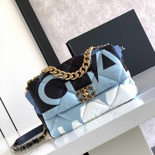 Chanel CC 19 bag puffer quilted leather chain shoulder bag