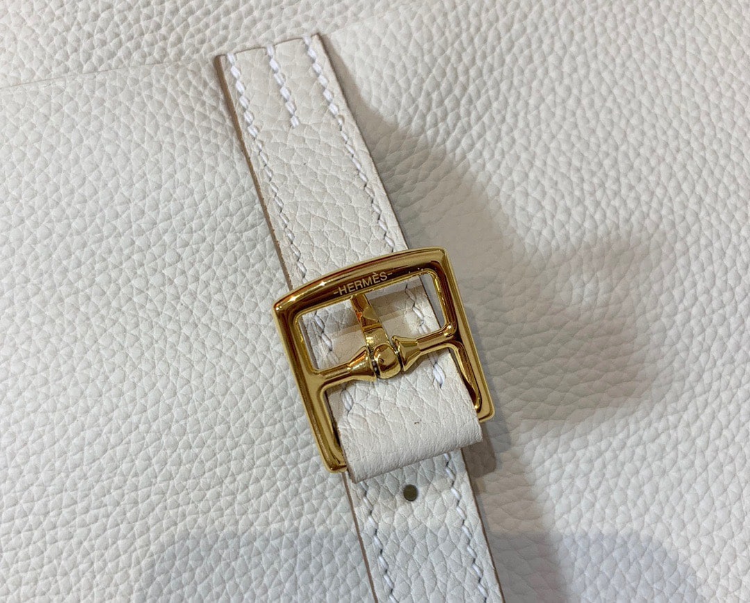 z4704456854446_8c0a54ae33bc5b78e946ff6fd662ac57