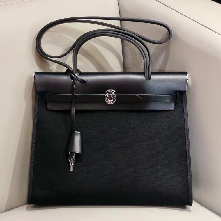 z4706550592930_7f01d2875caa2df15ac5e508b9ae74bc