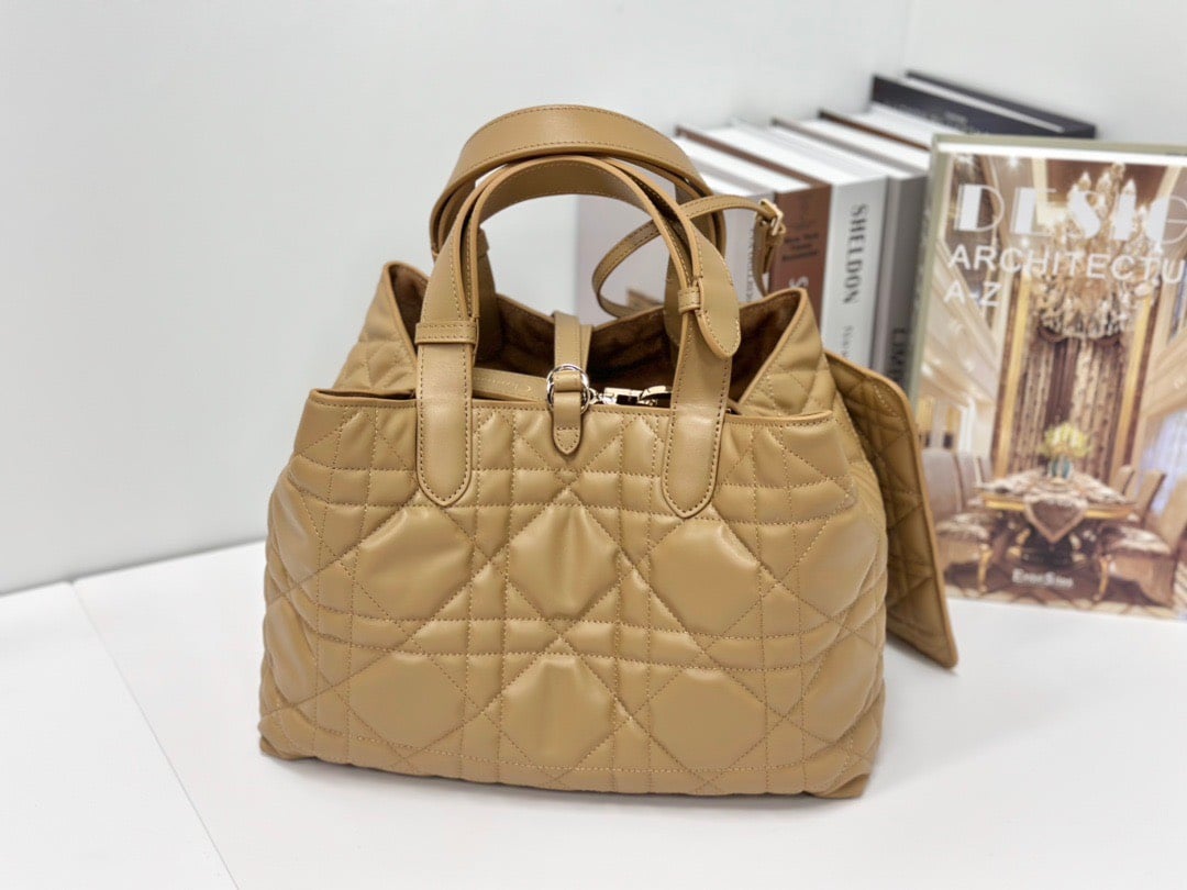 z4790453717515_9cbe005a9d11acde585fffbd1c9fa531